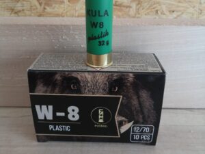 12/70 W-8 PLASTIC 32g FAM-PIONKI   (10szt)