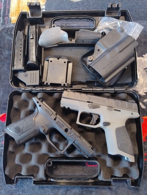 BERETTA APX CENTURION A0 FULL ZESTAW (KOMIS)